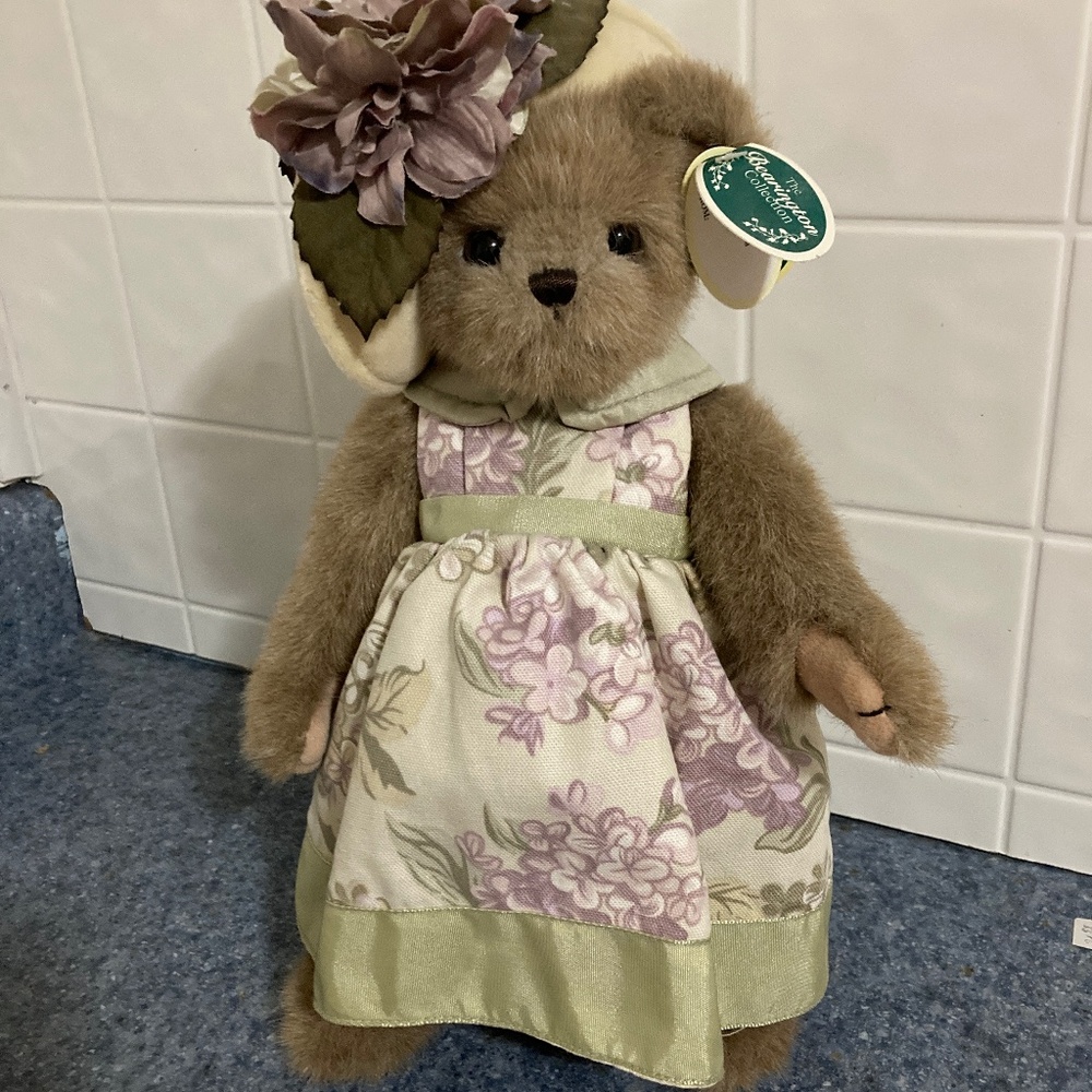 Bearington Bear (Christina)